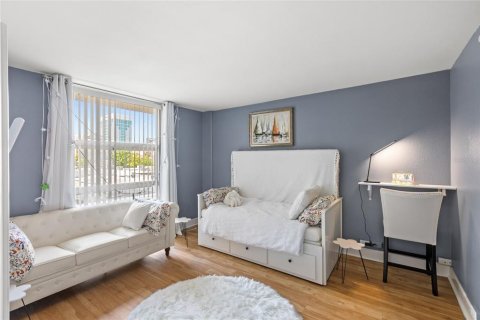 Condominio en venta en Orlando, Florida, 2 dormitorios, 77.2 m2 № 1651791 - foto 9