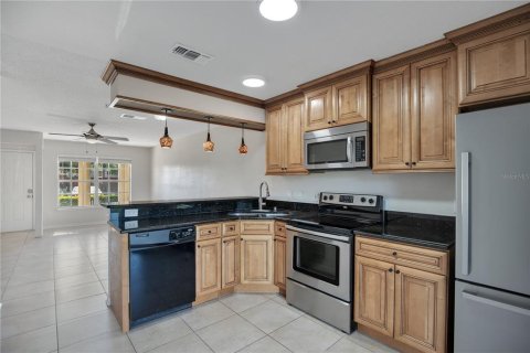 Copropriété à vendre à Oviedo, Floride: 2 chambres, 81.29 m2 № 1886144 - photo 8