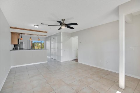 Copropriété à vendre à Oviedo, Floride: 2 chambres, 81.29 m2 № 1886144 - photo 5