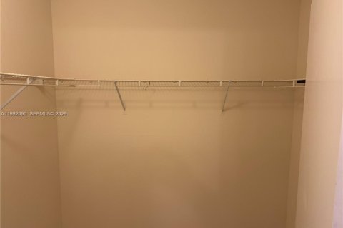 Condominio en alquiler en Homestead, Florida, 2 dormitorios, 80.17 m2 № 2055433 - foto 8