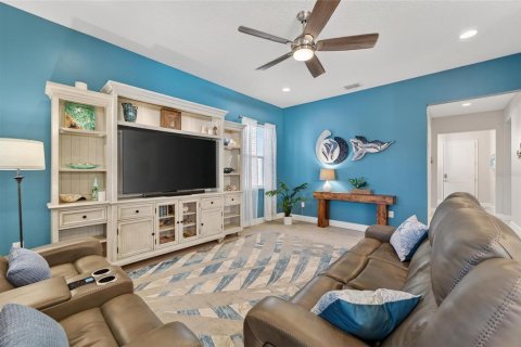 House in Apollo Beach, Florida 3 bedrooms, 202.9 sq.m. № 2096273 - photo 15
