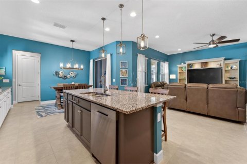 House in Apollo Beach, Florida 3 bedrooms, 202.9 sq.m. № 2096273 - photo 20