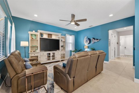 House in Apollo Beach, Florida 3 bedrooms, 202.9 sq.m. № 2096273 - photo 16