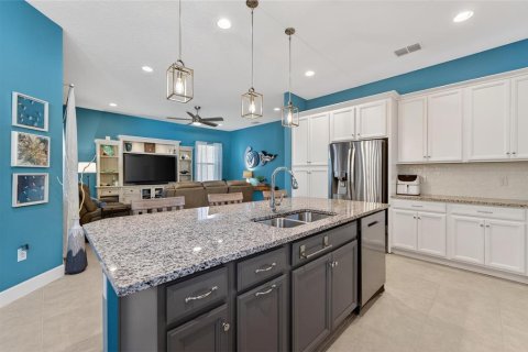 House in Apollo Beach, Florida 3 bedrooms, 202.9 sq.m. № 2096273 - photo 19