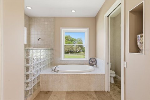 House in Odessa, Florida 5 bedrooms, 306.95 sq.m. № 2102820 - photo 19