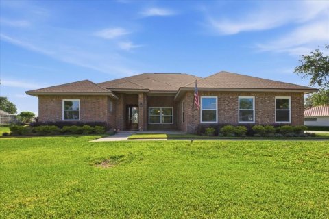 House in Odessa, Florida 5 bedrooms, 306.95 sq.m. № 2102820 - photo 2