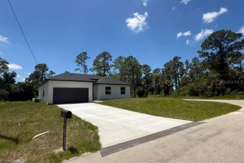 Casa en alquiler en Lehigh Acres, Florida, 3 dormitorios, 152.27 m2 № 2148284 - foto 2