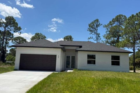 Casa en Lehigh Acres, Florida 3 dormitorios, 152.27 m2 № 2148284