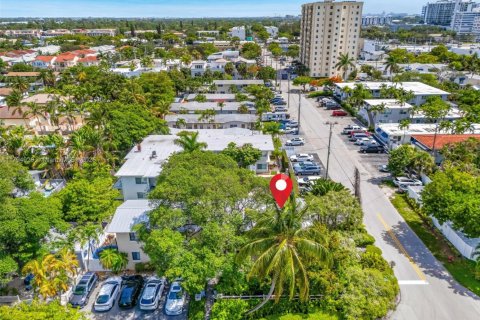 Propiedad comercial en venta en Fort Lauderdale, Florida, 257.9 m2 № 1697289 - foto 29