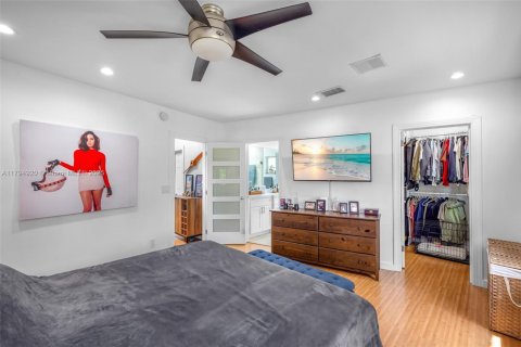Propiedad comercial en venta en Fort Lauderdale, Florida, 257.9 m2 № 1697289 - foto 19