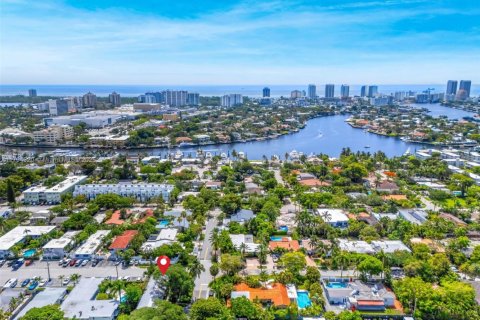 Propiedad comercial en venta en Fort Lauderdale, Florida, 257.9 m2 № 1697289 - foto 28