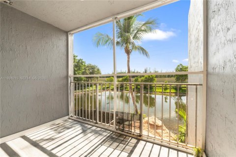 Copropriété à vendre à Doral, Floride: 3 chambres, 104.05 m2 № 1995949 - photo 17