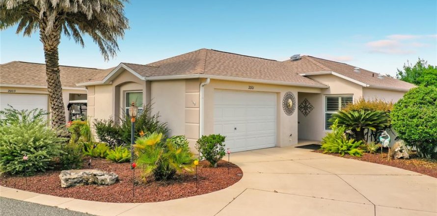 Casa en The Villages, Florida 2 dormitorios, 105.17 m2 № 2428824