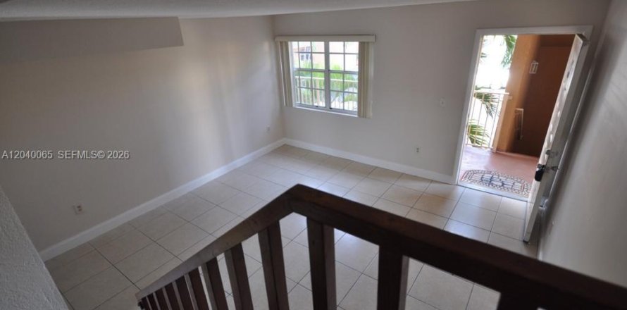 Condo à Miami, Floride, 2 chambres  № 2086609