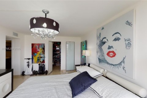 Condominio en venta en Hallandale Beach, Florida, 3 dormitorios, 132.85 m2 № 2152962 - foto 15