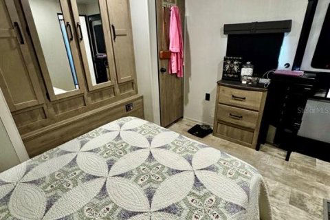 Купить земельный участок в Солт Спрингс, Флорида № 2097677 - фото 6