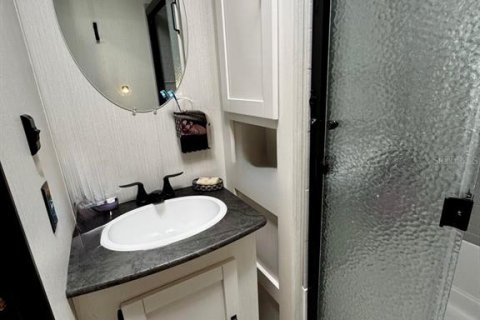 Купить земельный участок в Солт Спрингс, Флорида № 2097677 - фото 9