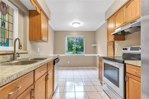 Villa ou maison à vendre à Apopka, Floride: 3 chambres, 159.05 m2 № 2407136 - photo 11