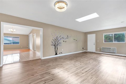Villa ou maison à vendre à Apopka, Floride: 3 chambres, 159.05 m2 № 2407136 - photo 14