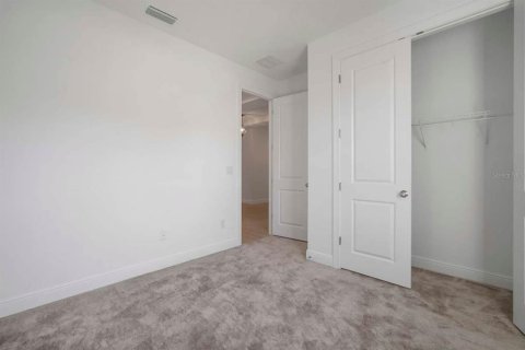 Casa en venta en Apollo Beach, Florida, 4 dormitorios, 186.73 m2 № 1570402 - foto 5