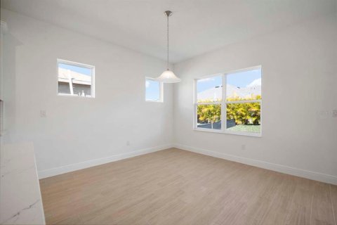 Casa en venta en Apollo Beach, Florida, 4 dormitorios, 186.73 m2 № 1570402 - foto 16