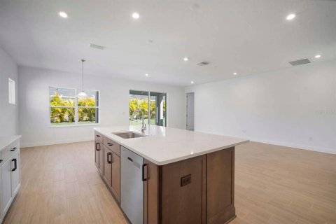 Casa en venta en Apollo Beach, Florida, 4 dormitorios, 186.73 m2 № 1570402 - foto 21