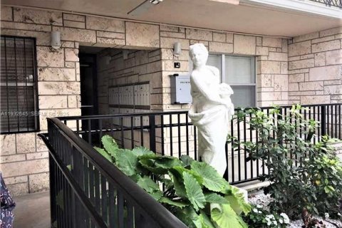 Снять в аренду кондоминиум в Майами, Флорида 1 спальня, 54.91м2, № 1991615 - фото 8