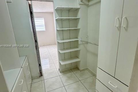 Снять в аренду кондоминиум в Майами, Флорида 1 спальня, 54.91м2, № 1991615 - фото 5