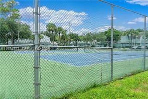 Touwnhouse à louer à North Lauderdale, Floride: 2 chambres, 88.07 m2 № 2036196 - photo 14