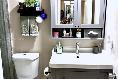 Touwnhouse à louer à North Lauderdale, Floride: 2 chambres, 88.07 m2 № 2036196 - photo 6