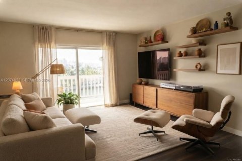 Condo in Bay Harbor Islands, Florida, 2 bedrooms  № 2316125 - photo 6