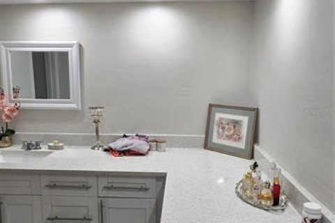Villa ou maison à vendre à Port Richey, Floride: 2 chambres, 138.61 m2 № 1880907 - photo 23