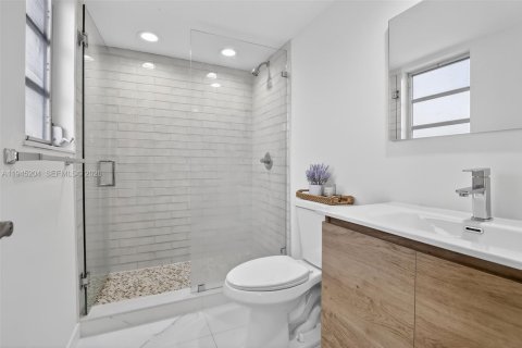 Copropriété à vendre à Hollywood, Floride: 2 chambres, 86.77 m2 № 2002285 - photo 25