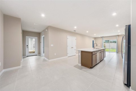 Duplex in Lady Lake, Florida 3 bedrooms, 140.19 sq.m. № 2239096 - photo 15