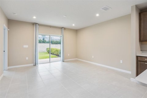 Duplex in Lady Lake, Florida 3 bedrooms, 140.19 sq.m. № 2239096 - photo 12