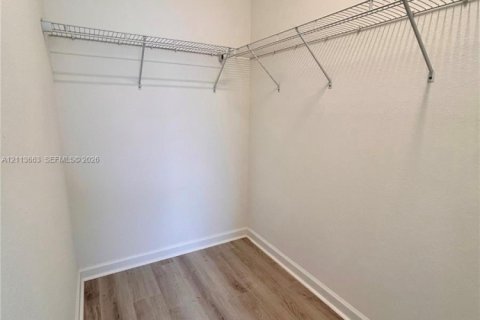 Touwnhouse à louer à Homestead, Floride: 3 chambres, 120.77 m2 № 2437623 - photo 20