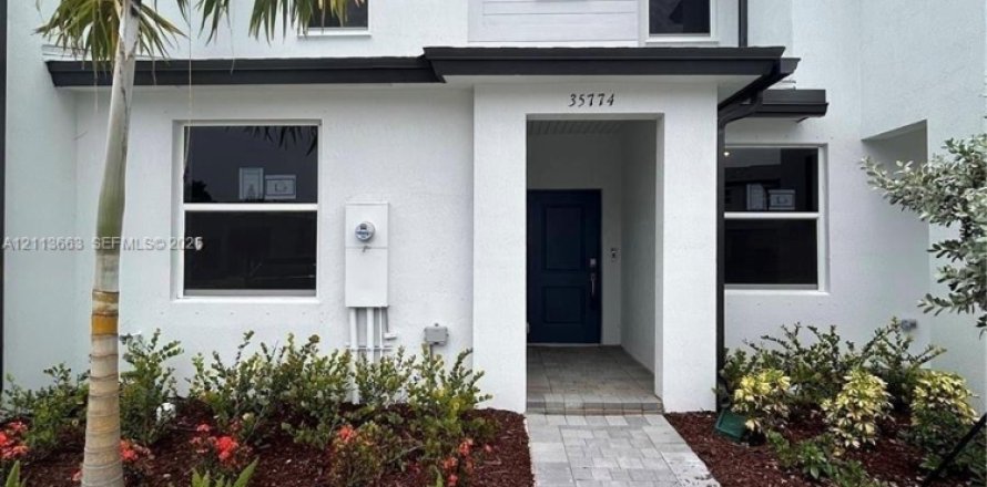 Touwnhouse à Homestead, Floride 3 chambres, 120.77 m2 № 2437623
