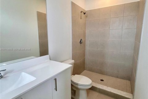 Touwnhouse à louer à Homestead, Floride: 3 chambres, 120.77 m2 № 2437623 - photo 17