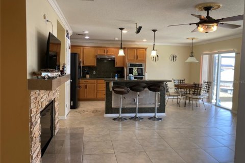 Casa en venta en Davenport, Florida, 4 dormitorios, 181.16 m2 № 2202304 - foto 7
