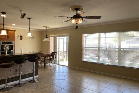 Casa en venta en Davenport, Florida, 4 dormitorios, 181.16 m2 № 2202304 - foto 8