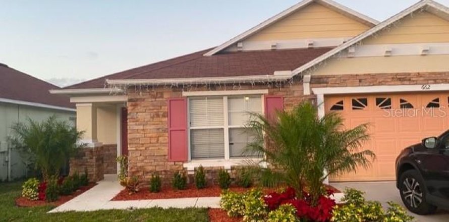 Casa en Davenport, Florida 4 dormitorios, 181.16 m2 № 2202304