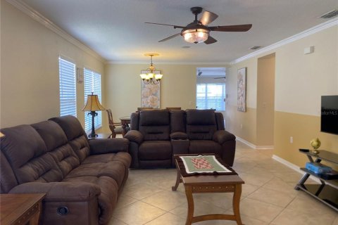 Casa en venta en Davenport, Florida, 4 dormitorios, 181.16 m2 № 2202304 - foto 3