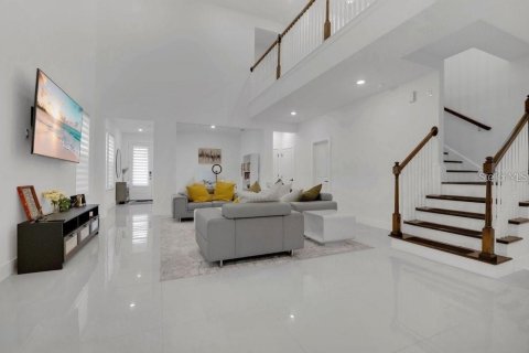 House in Winter Garden, Florida 4 bedrooms, 247.77 sq.m. № 2203829 - photo 7