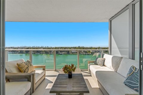 Copropriété à vendre à Miami Beach, Floride: 2 chambres, 106.19 m2 № 2317991 - photo 4
