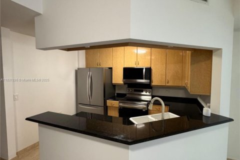 Condominio en venta en Miami, Florida, 1 dormitorio, 81.57 m2 № 1823568 - foto 5