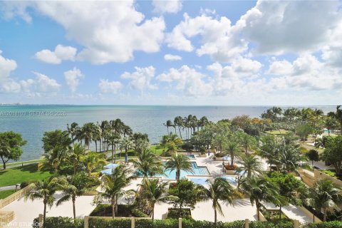 Condominio en venta en Miami, Florida, 3 dormitorios, 225.2 m2 № 2154878 - foto 29