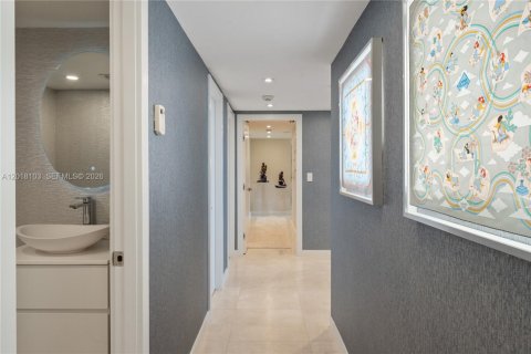 Condominio en venta en Miami, Florida, 3 dormitorios, 225.2 m2 № 2154878 - foto 8