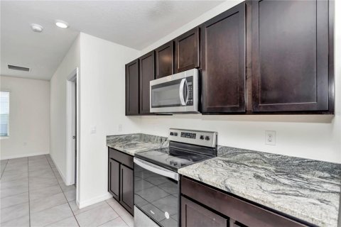 House in Ocala, Florida 3 bedrooms, 155.15 sq.m. № 1821434 - photo 7