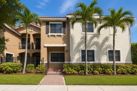 Touwnhouse à Cutler Bay, Floride 3 chambres, 140.75 m2 № 2154130