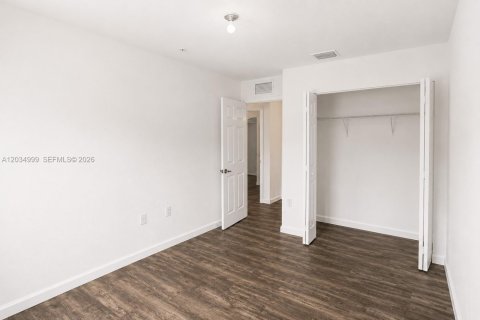 Touwnhouse à vendre à Cutler Bay, Floride: 3 chambres, 140.75 m2 № 2154130 - photo 10